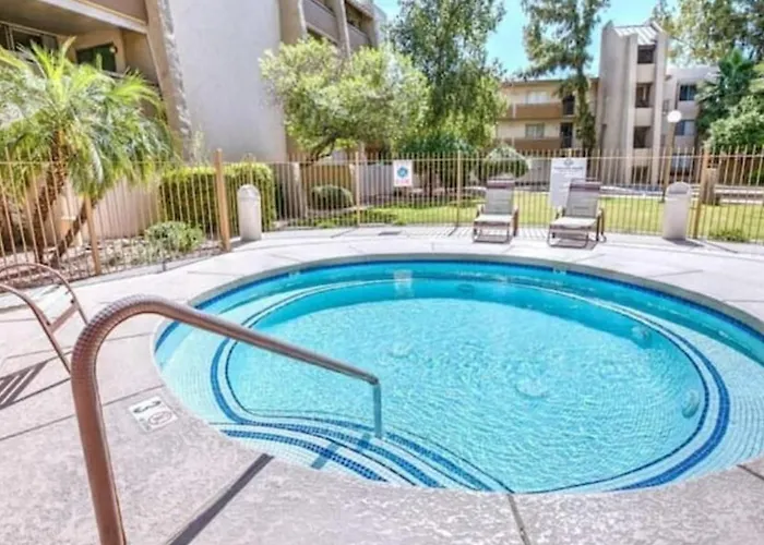 New Charming 1-bdrm In Old Town