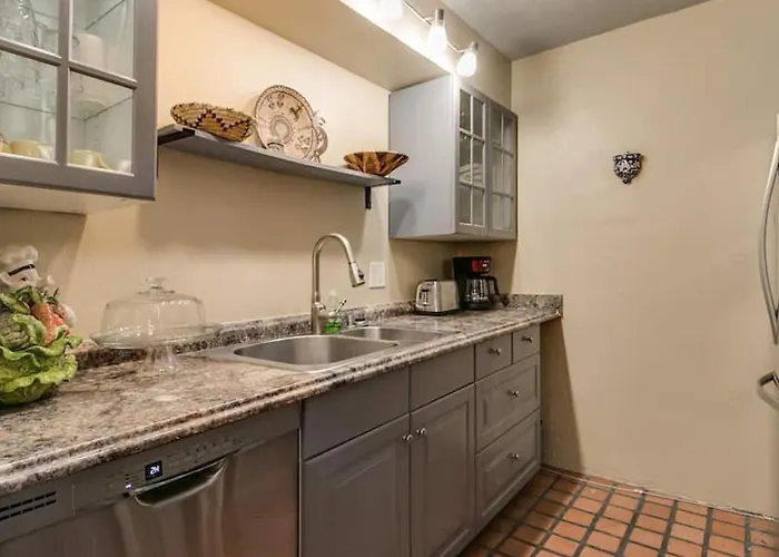 New Charming 1-bdrm In Old Town Ferienhaus *